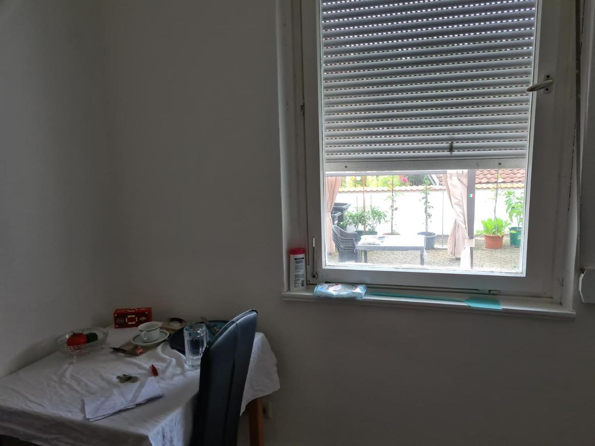 Charmantes Helles Zimmer Zentrumnah Und Naturnah Göppingen Dış mekan fotoğraf